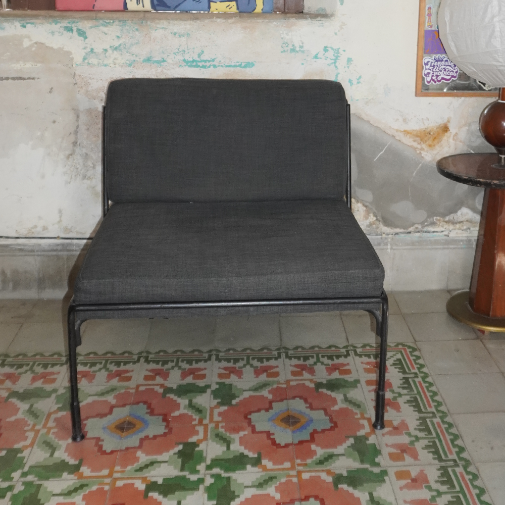 Sillón de acero