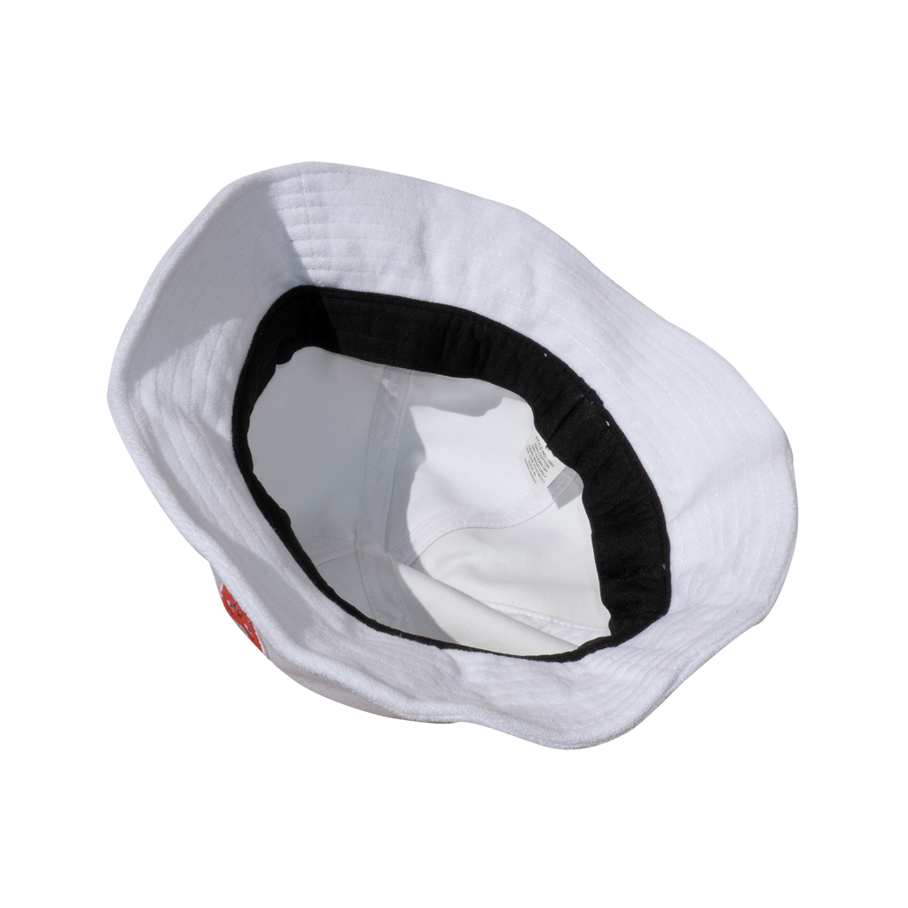 Bucket Heart x Mari Garnica